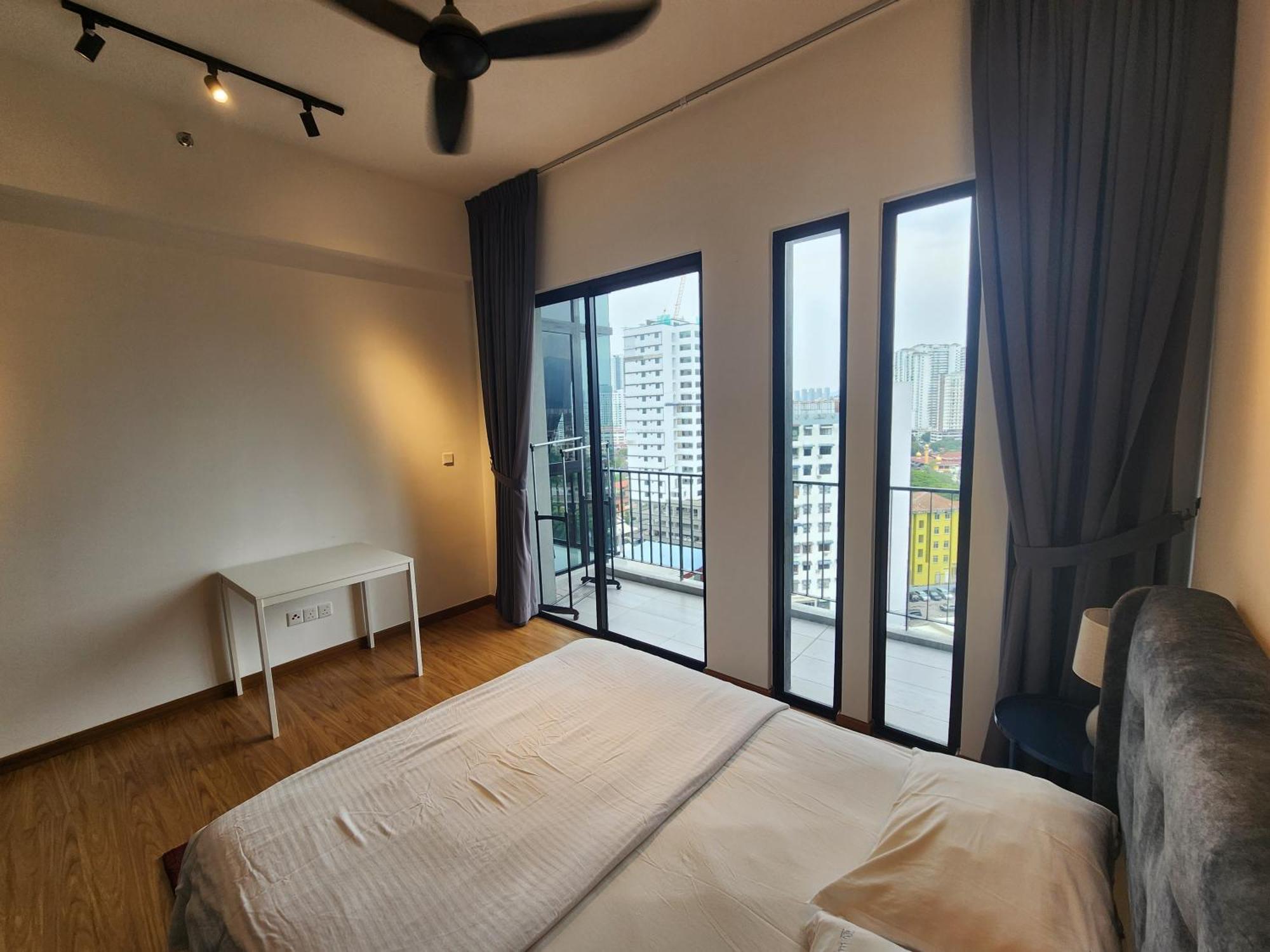 Beacon Executive Suites Джордж Таун Екстериор снимка