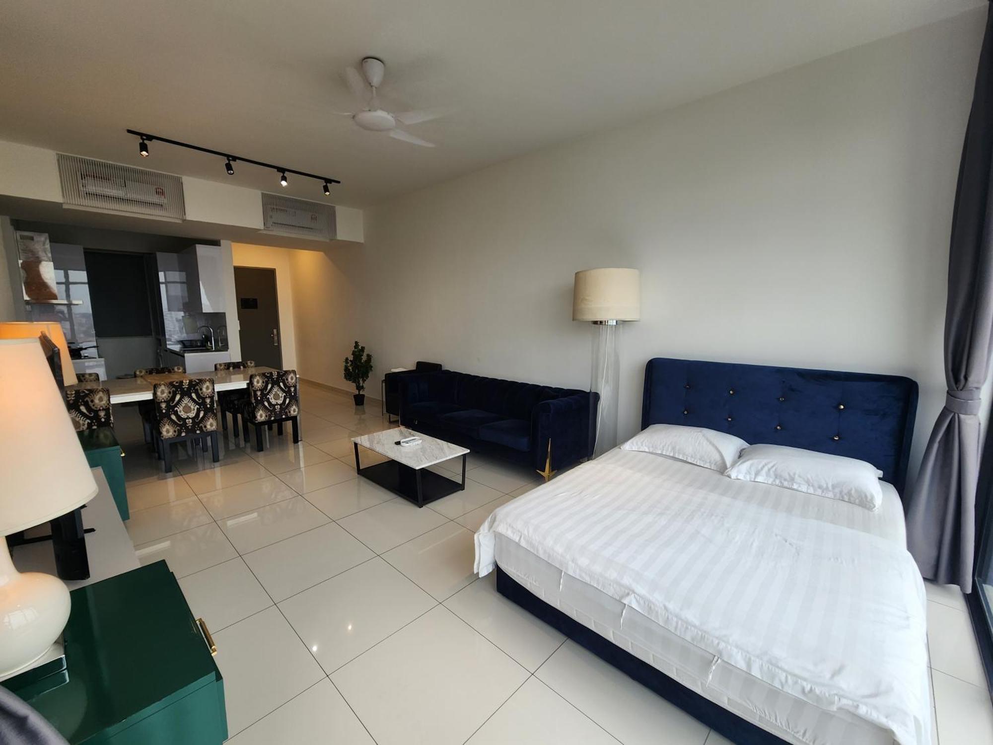 Beacon Executive Suites Джордж Таун Екстериор снимка