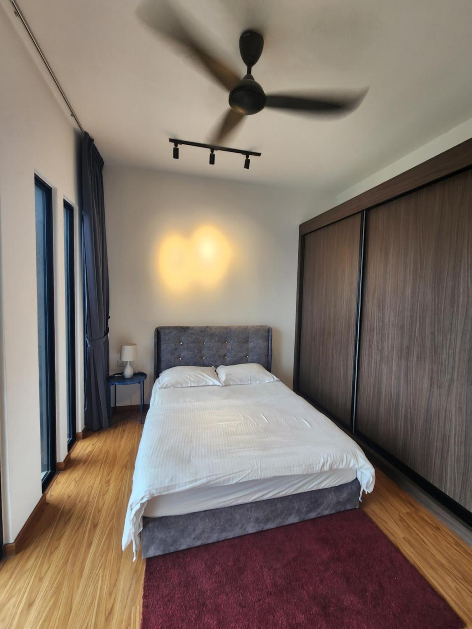 Beacon Executive Suites Джордж Таун Екстериор снимка
