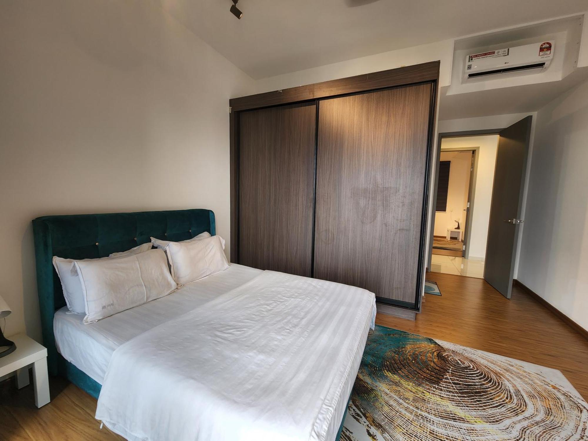 Beacon Executive Suites Джордж Таун Екстериор снимка